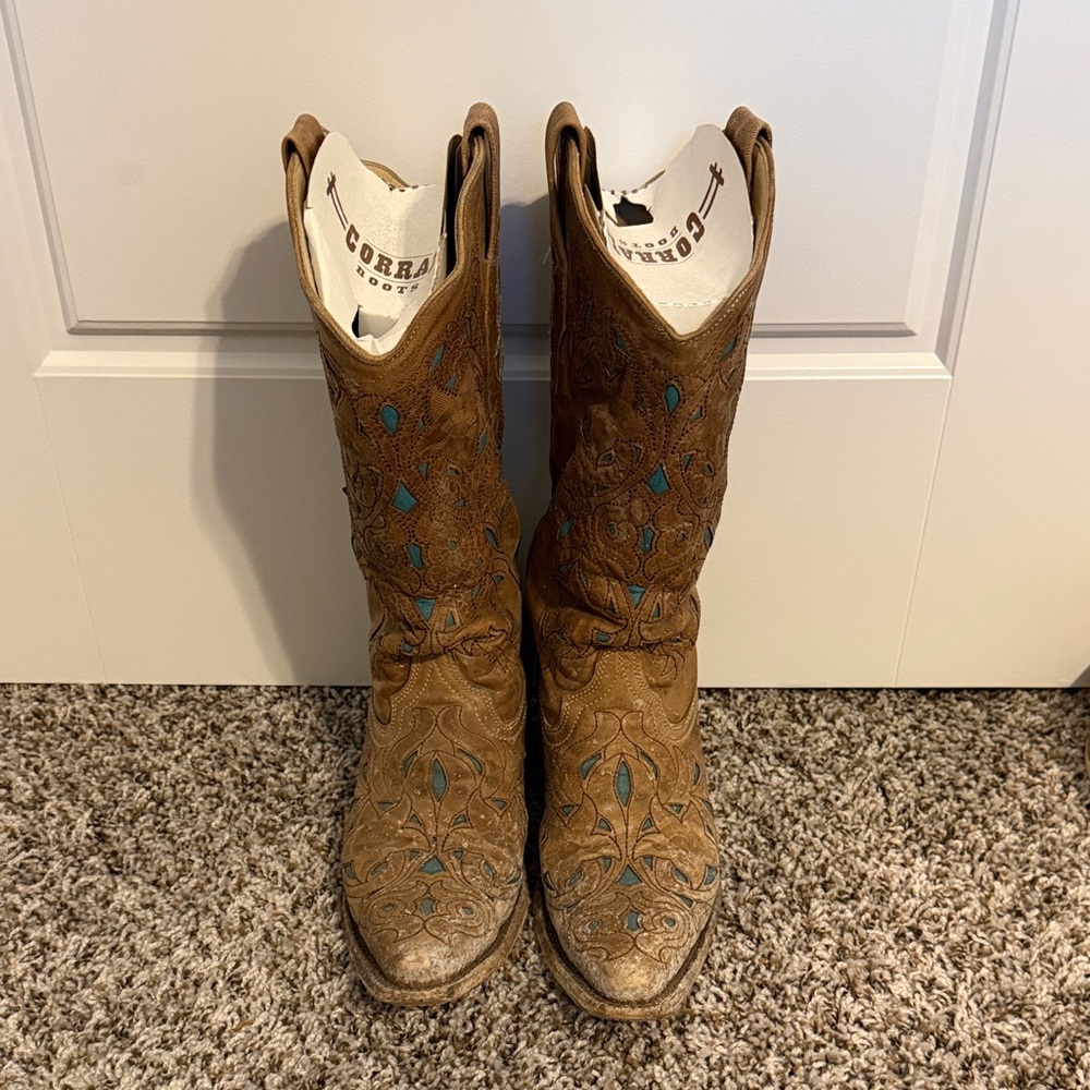 Corral Leather Boots with turquoise inlay